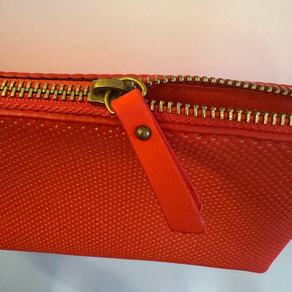 NWT ~ Universal Thread Addison Crossbody Bag / Orange Red Color - Picture 6 of 13